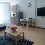 DD Garden Apartment 2